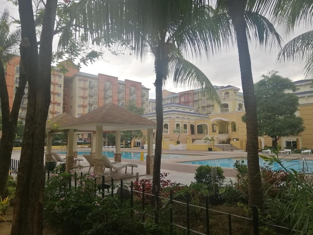 Airport Apartments Manila Paranaque City Exteriör bild