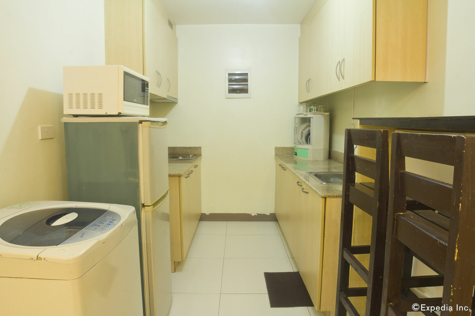 Airport Apartments Manila Paranaque City Exteriör bild