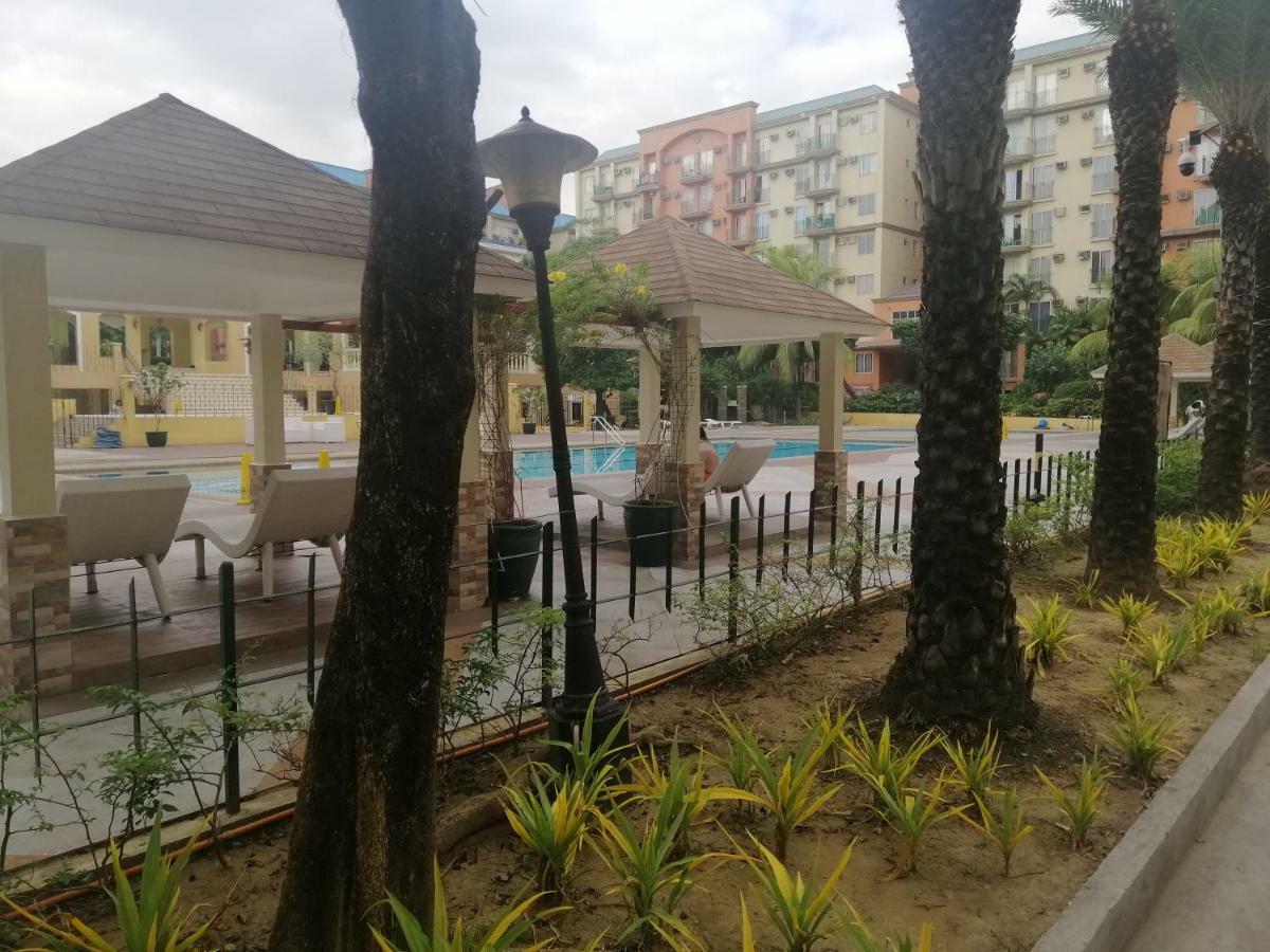 Airport Apartments Manila Paranaque City Exteriör bild